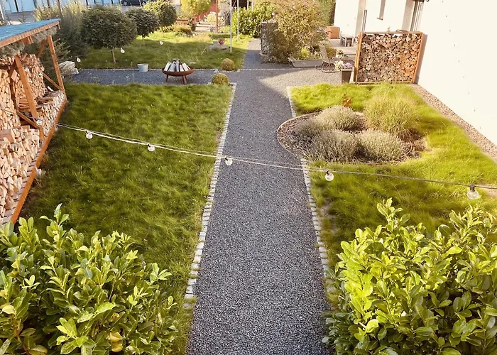 Casa Rehse I Loft-apartment I Kostenlos Parken&wlan I Self-check-in I öpnv I 65zoll-tv Apartment Erfurt